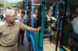 Heboh Angkot Listrik “Angklung” Digadang Masuk Bandung, Farhan: Kami Belum Komit Beli